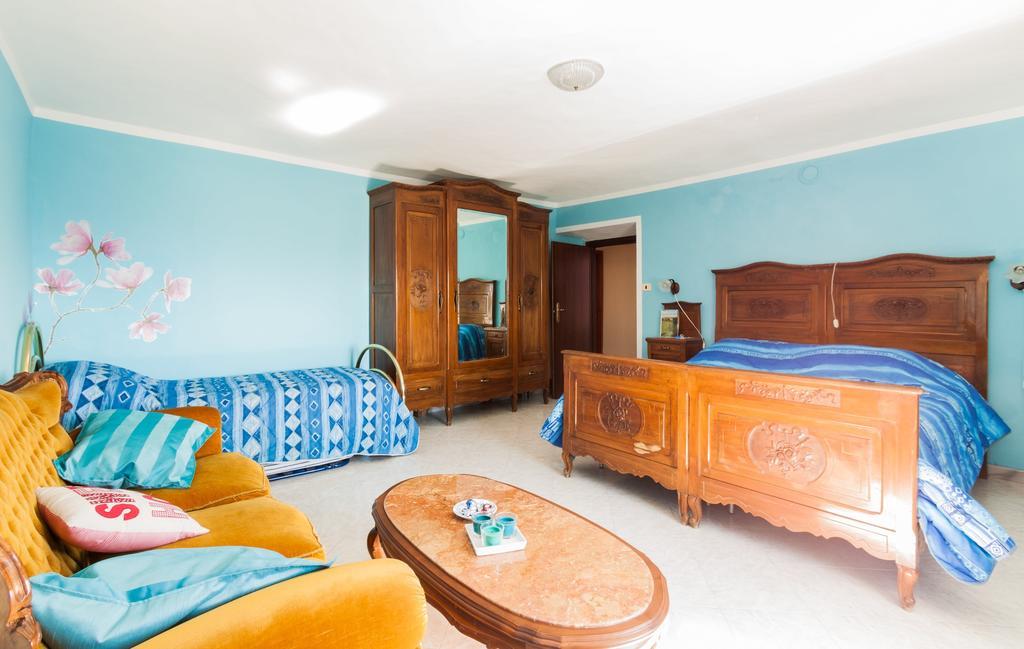 Castel Boglione Bed And Breakfast Val D'Oche חדר תמונה