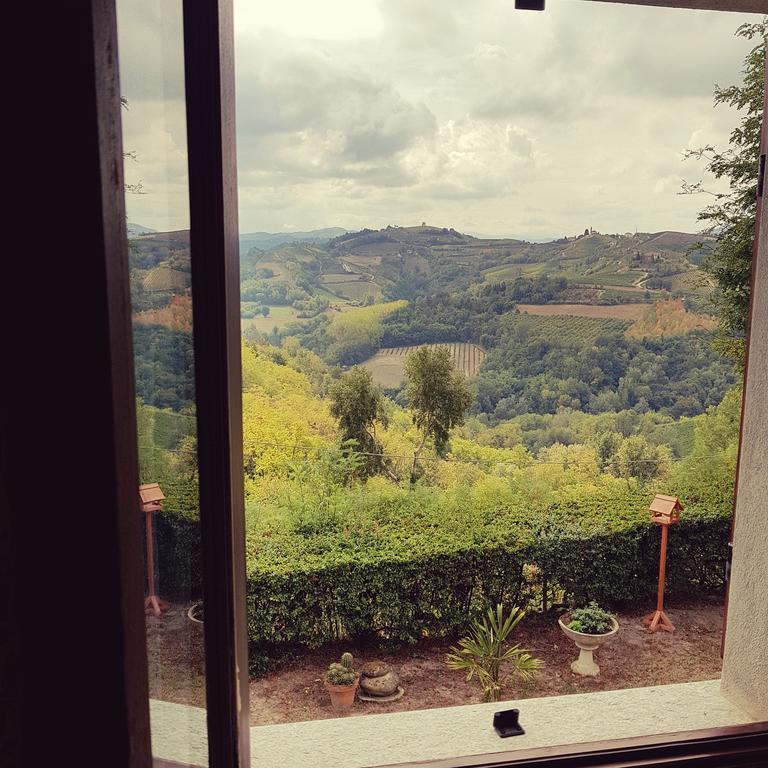 Castel Boglione Bed And Breakfast Val D'Oche מראה חיצוני תמונה